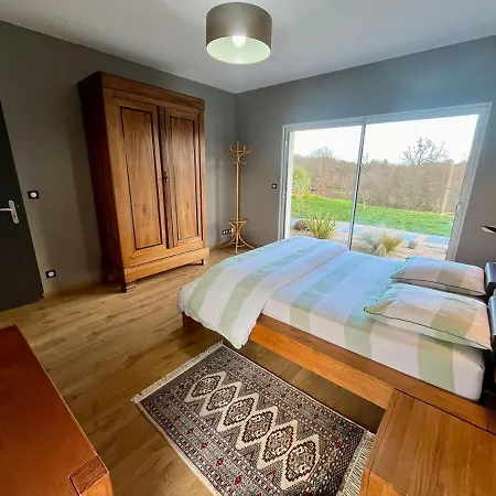 Villa De A La Campagne Bouglon